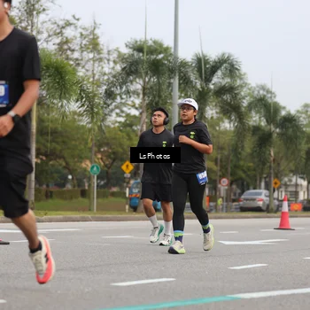 Runner Photo 5733411