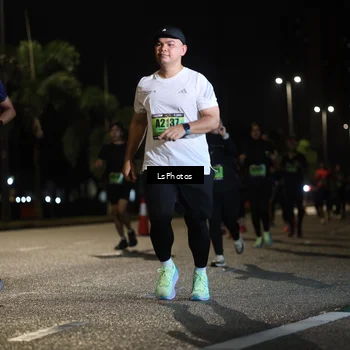 Runner Photo 5733418