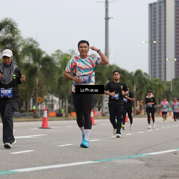 Runner Photo 5733437