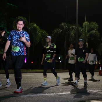 Runner Photo 5733443