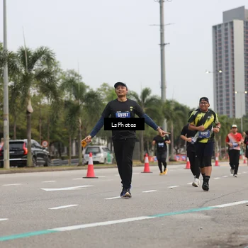 Runner Photo 5733452