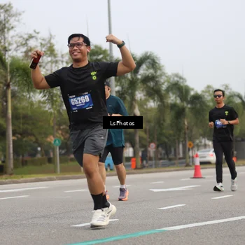 Runner Photo 5733487