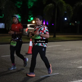Runner Photo 5733496