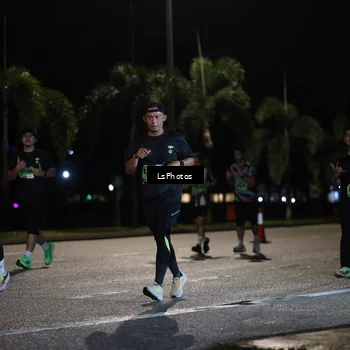 Runner Photo 5733498