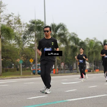 Runner Photo 5733553