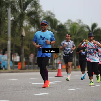 Runner Photo 5733639