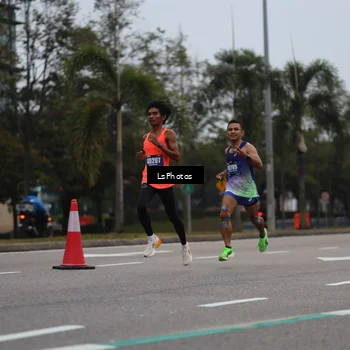 Runner Photo 5733702