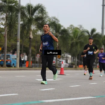 Runner Photo 5733806
