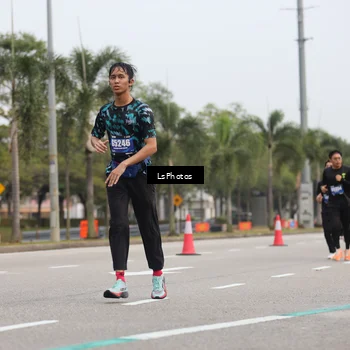 Runner Photo 5733885