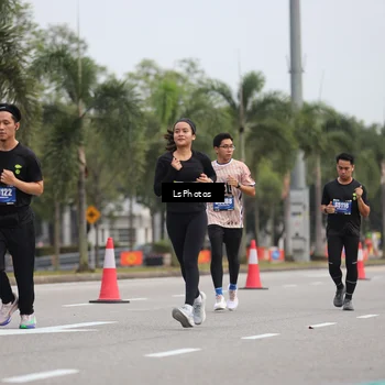 Runner Photo 5734000