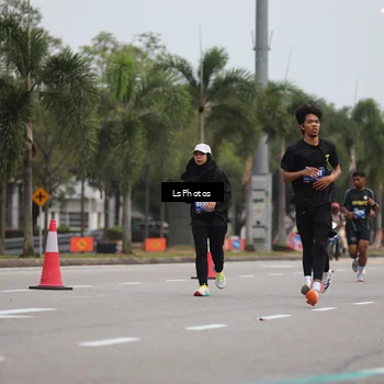 Runner Photo 5734003