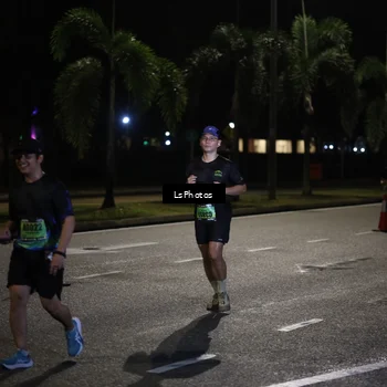 Runner Photo 5734019