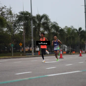 Runner Photo 5734025