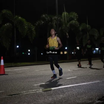 Runner Photo 5734034