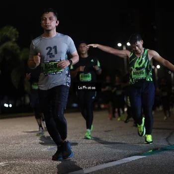 Runner Photo 5734077