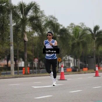 Runner Photo 5734094