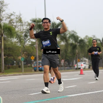 Runner Photo 5734107