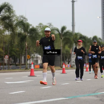 Runner Photo 5734142