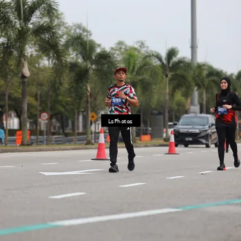 Runner Photo 5734146