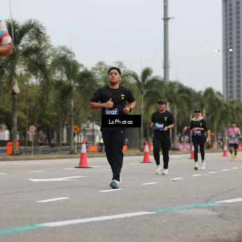 Runner Photo 5734152
