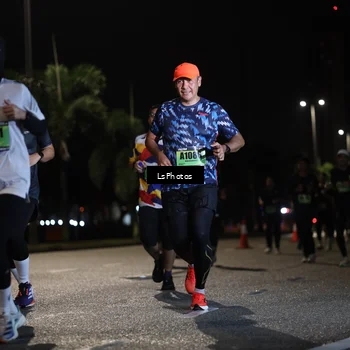 Runner Photo 5734201