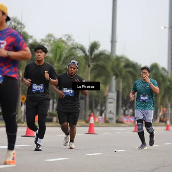 Runner Photo 5734243