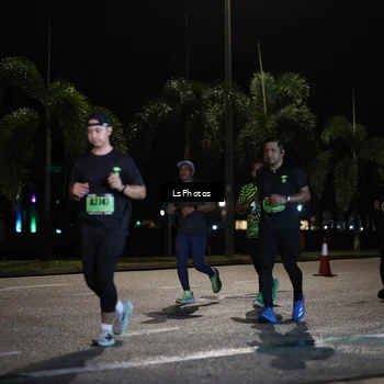 Runner Photo 5734303
