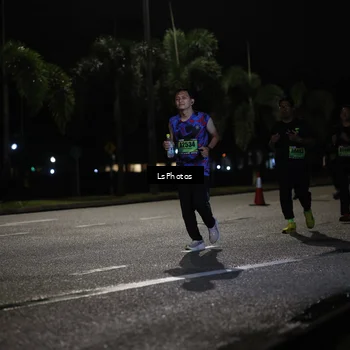 Runner Photo 5734372