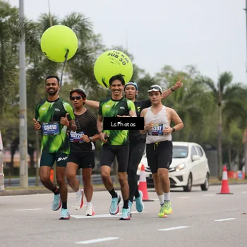 Runner Photo 5734677