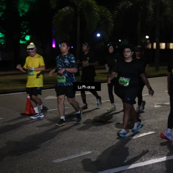 Runner Photo 5734690