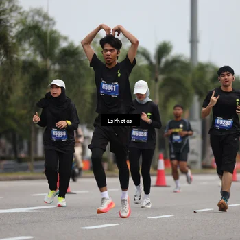 Runner Photo 5735009
