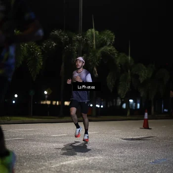 Runner Photo 5735033