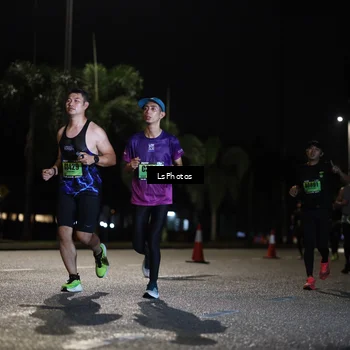 Runner Photo 5735068