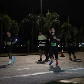 Runner Photo 5735071