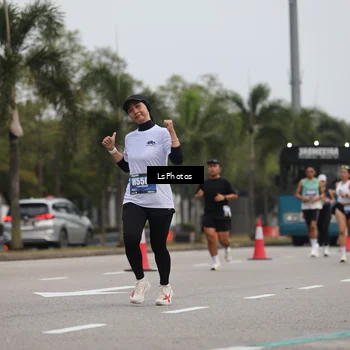 Runner Photo 5735075