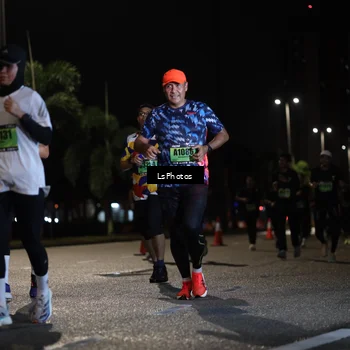 Runner Photo 5735105
