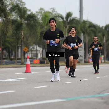 Runner Photo 5735114