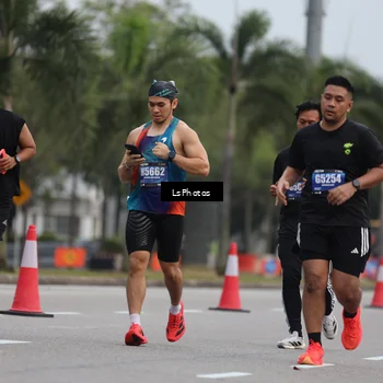 Runner Photo 5735193