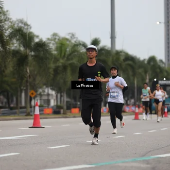 Runner Photo 5735196