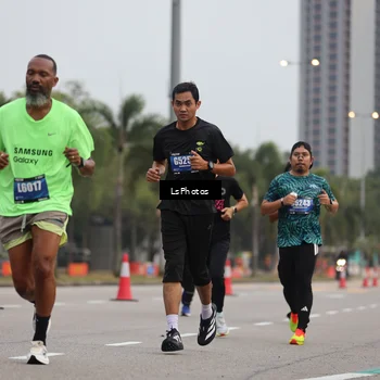 Runner Photo 5735224