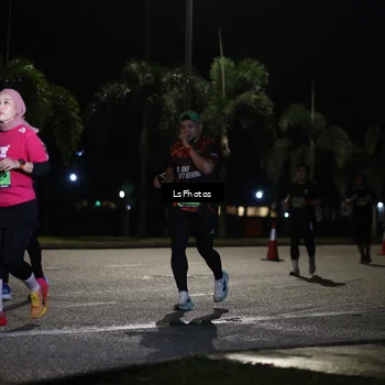 Runner Photo 5735243