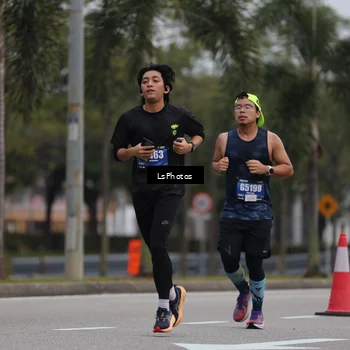 Runner Photo 5735263