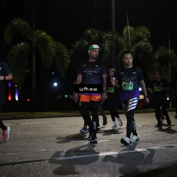 Runner Photo 5735275