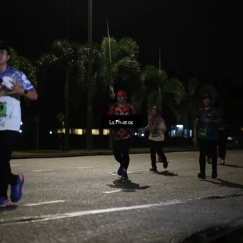 Runner Photo 5735312