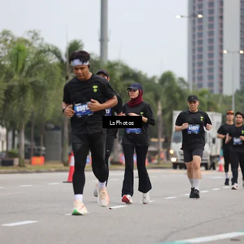 Runner Photo 5735376