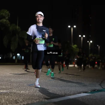 Runner Photo 5735385