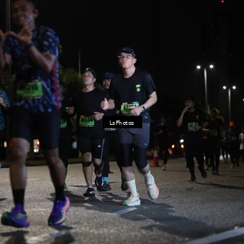 Runner Photo 5735396