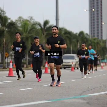 Runner Photo 5735414
