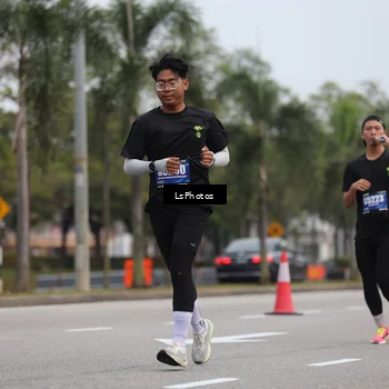 Runner Photo 5735440