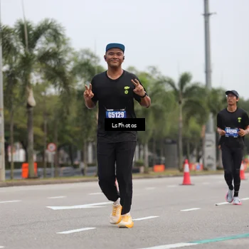 Runner Photo 5735443